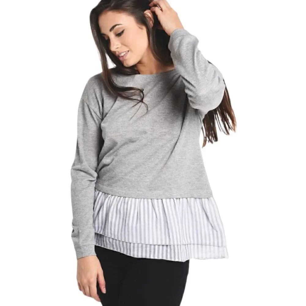 Get a classic layered look for Fall in the Ellison Grad Lines Top.